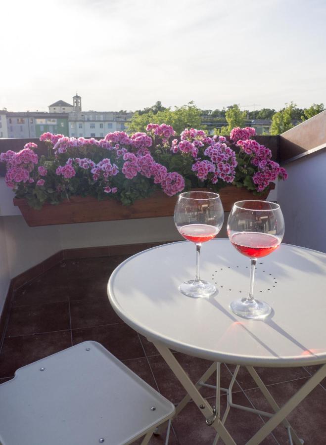 Suite Sul Fiume Parma Exterior photo